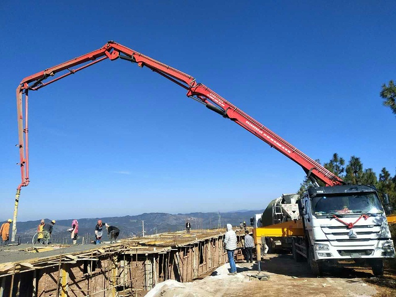 科尼樂泵車施工