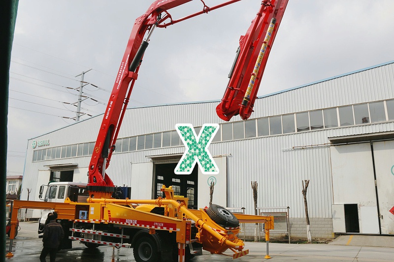 青島小型混凝土泵車價(jià)格 (6)