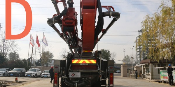 在選擇一臺(tái)混凝土泵車前要考慮哪些因素？