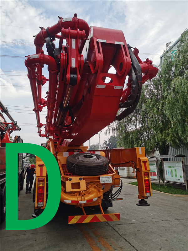 青島混凝土泵車價格 (12)