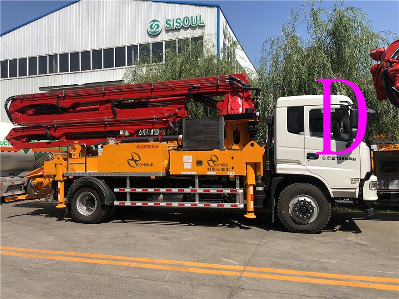 青島小型混凝土泵車價(jià)格 (2)