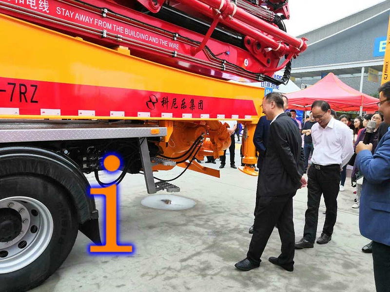 青島小型混凝土泵車價(jià)格 (38)