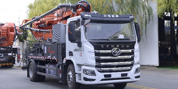 混凝土泵車的維修人員需要注意哪些事項